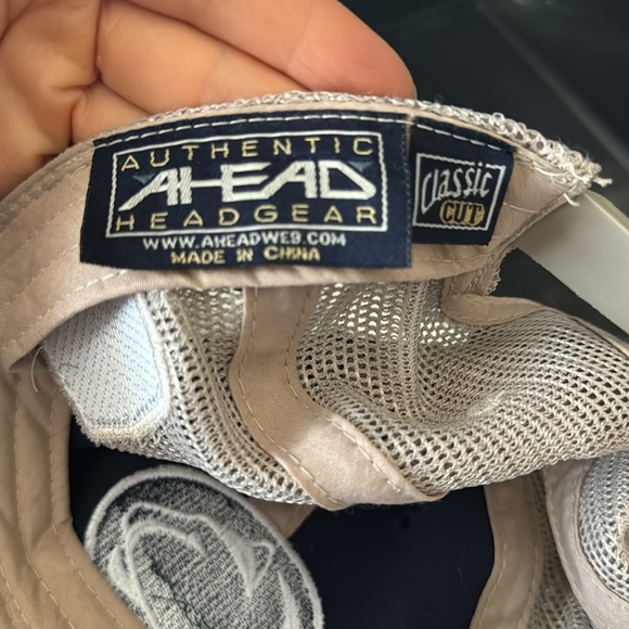 Sports team trucker hat - Picture 9 of 10